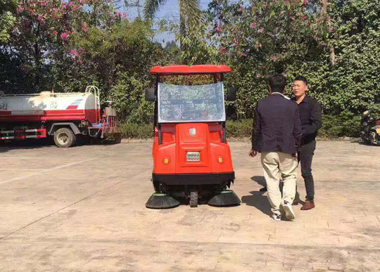 掃地機的性能和用途